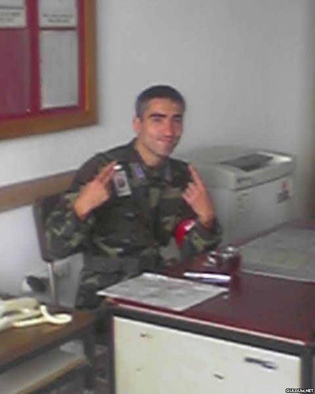 Sen askerde çok dayak...