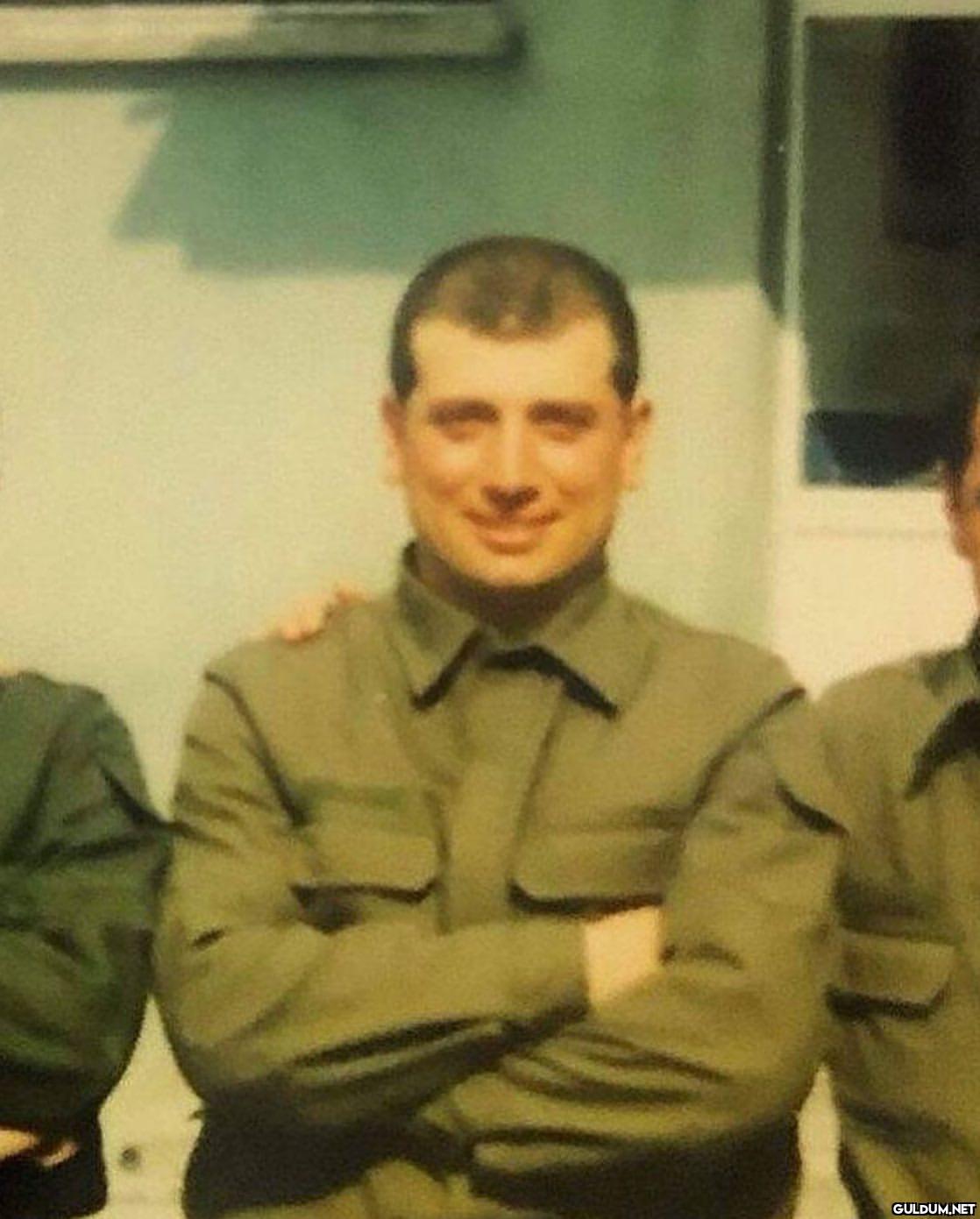Sen askerde çok dayak...