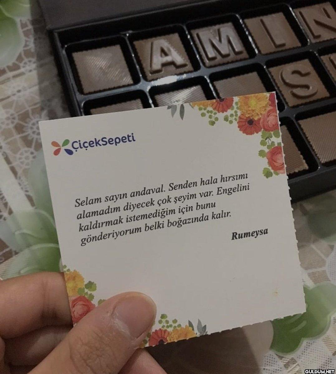 küçük sürprizler yapın...