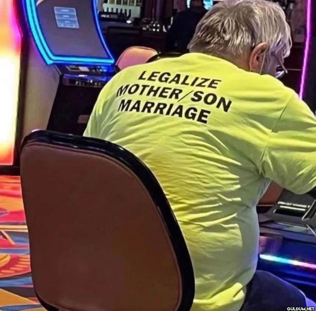 @chaoticshirts   LEGALIZE...