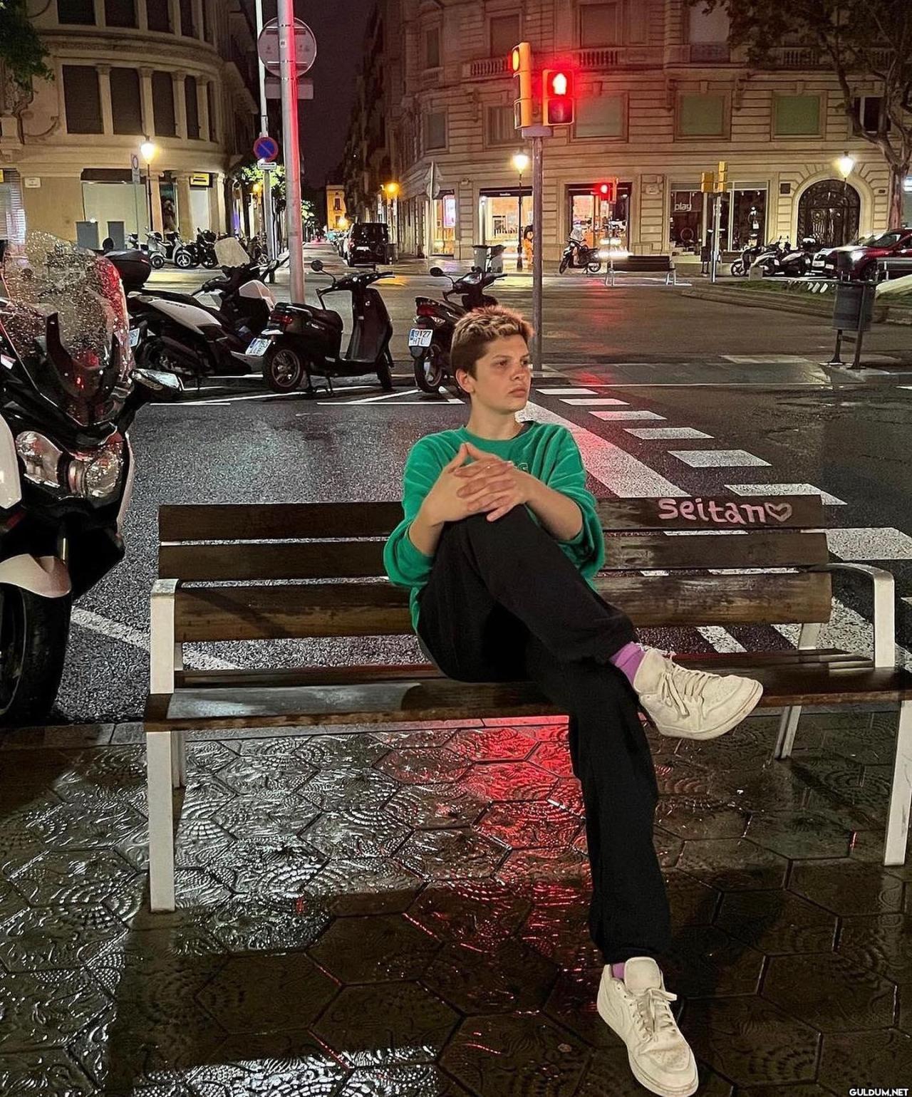 Tatsız Bir Fotoğraf on...