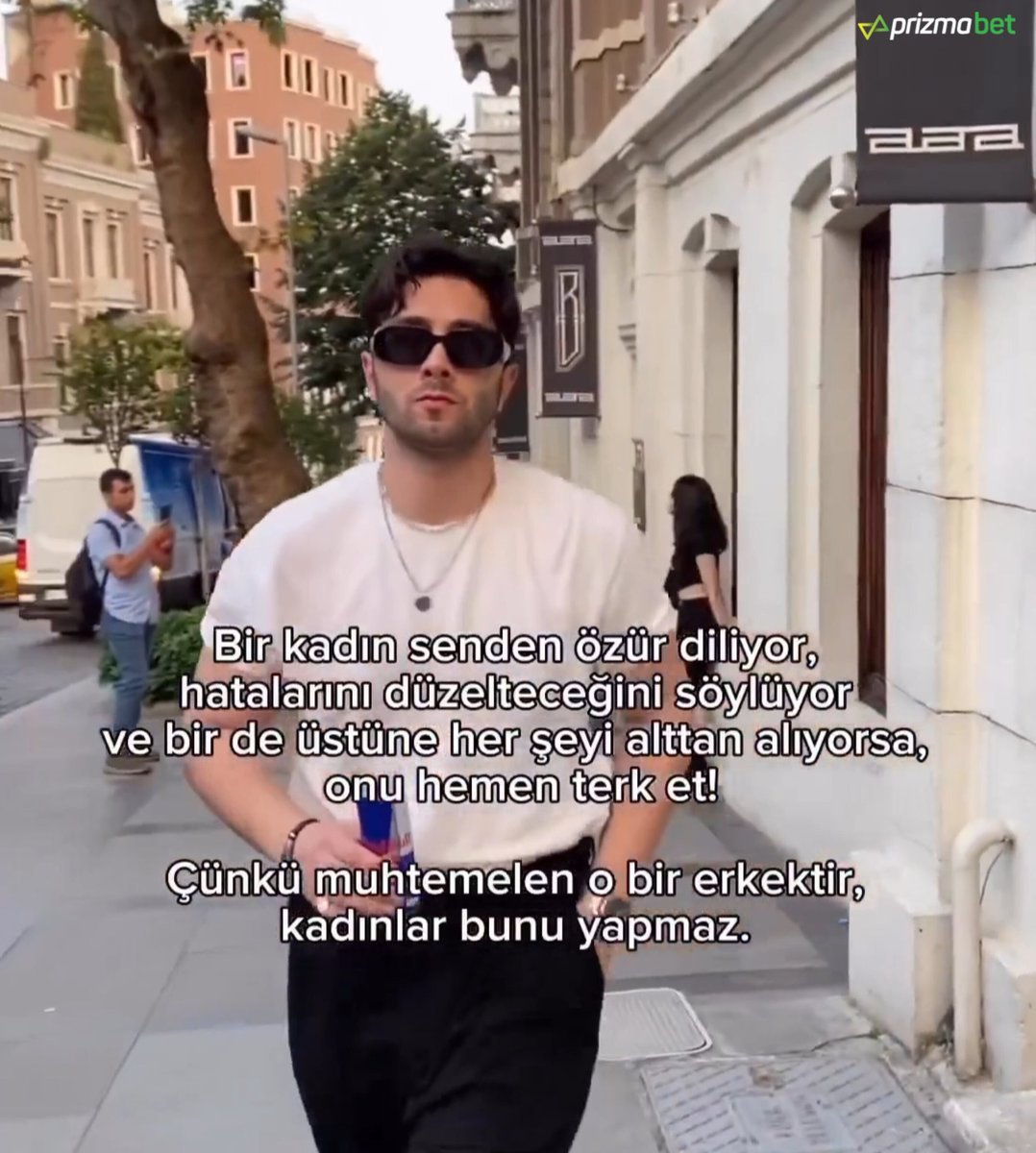 Aprizma bet aaa Bir kadın...