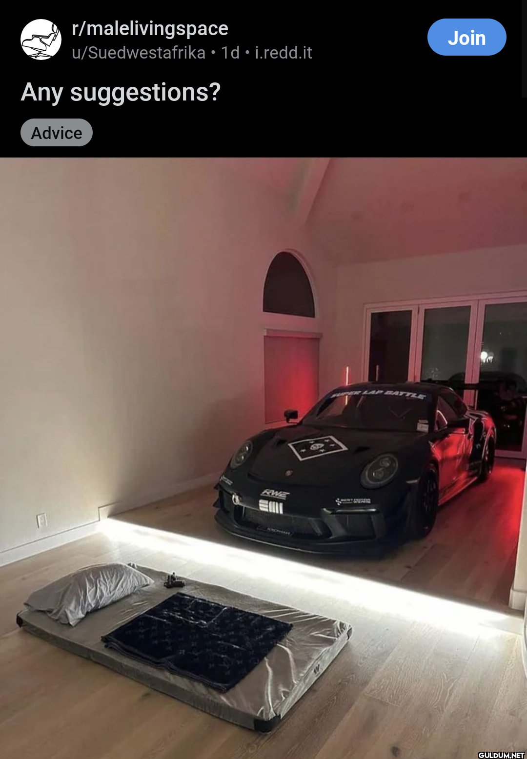 r/malelivingspace...