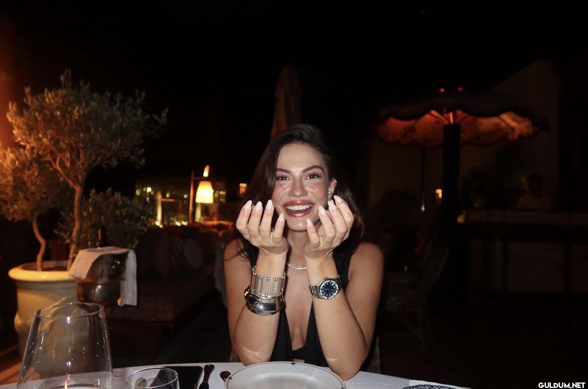 Demet Özdemir'in...