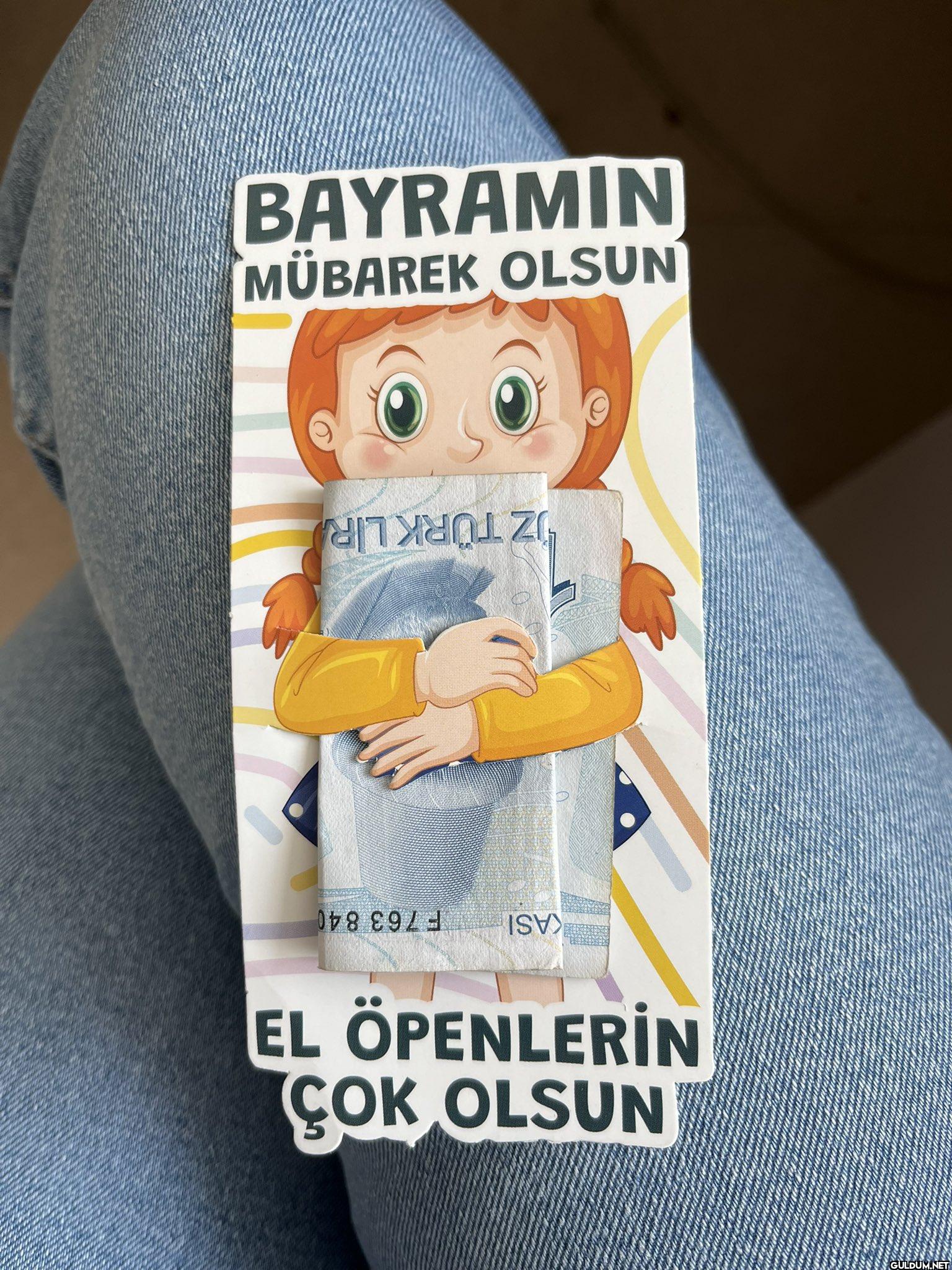 Ya çok tatlişşşş    EL...