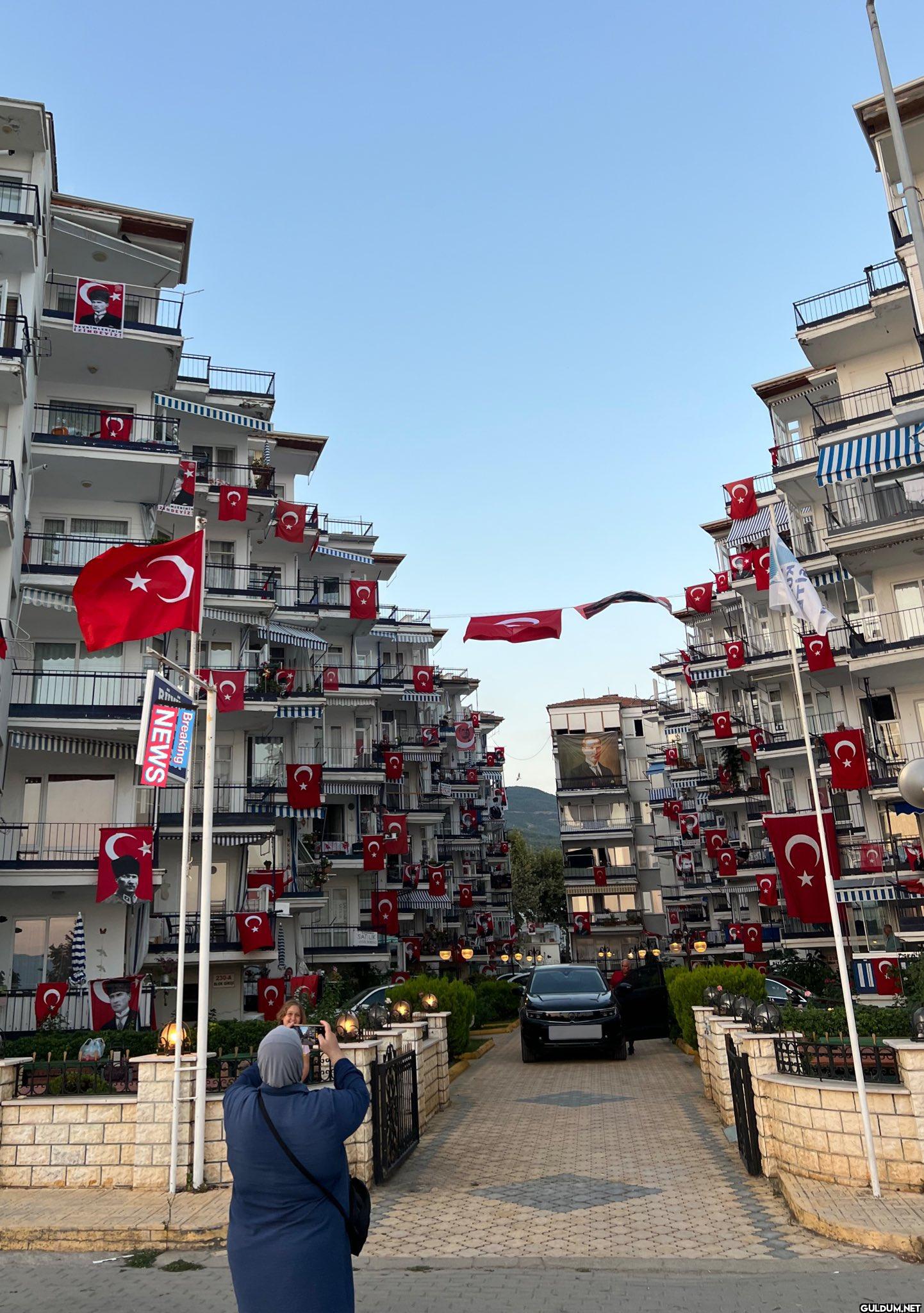 Bursa Kumla’da bir site 30...