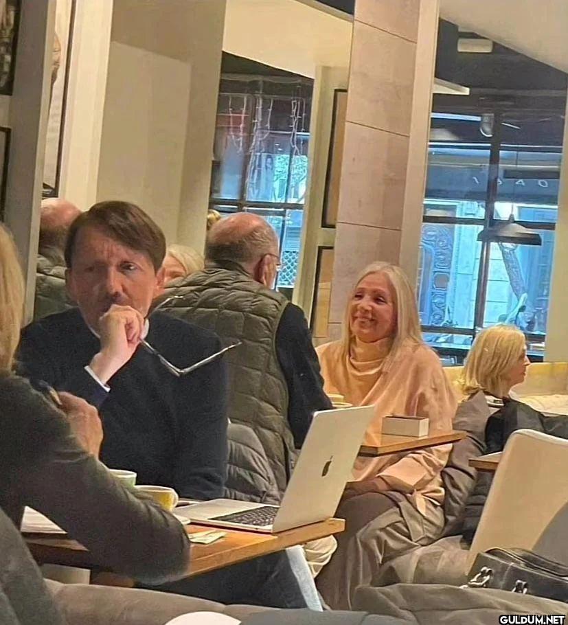 ....is that who I think that is?