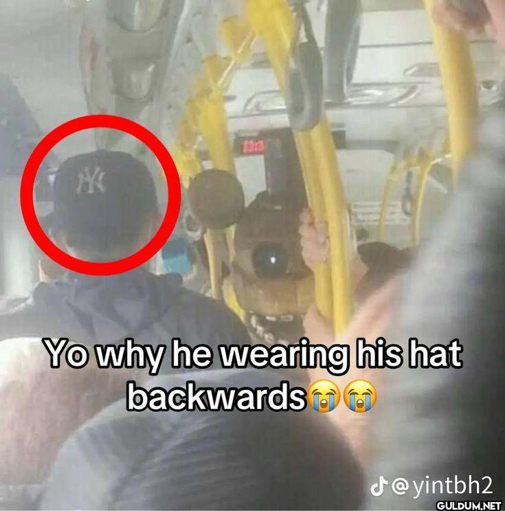Yo why he wearing his hat...