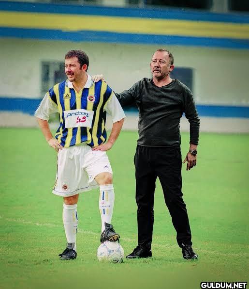 @EdDzeko Ya istifa edin...