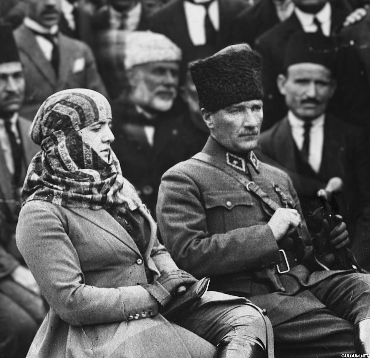 Latife Hanım'ın,...