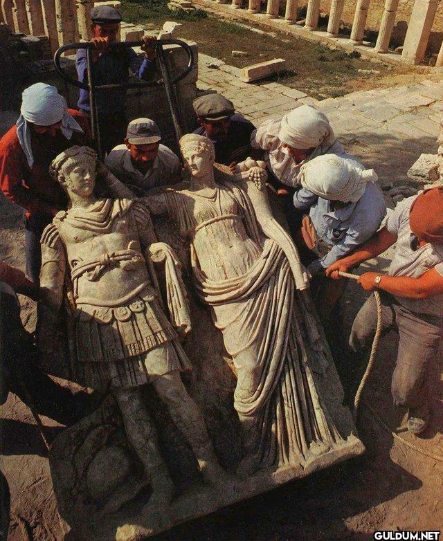 Nero'nun annesi Agrippina...