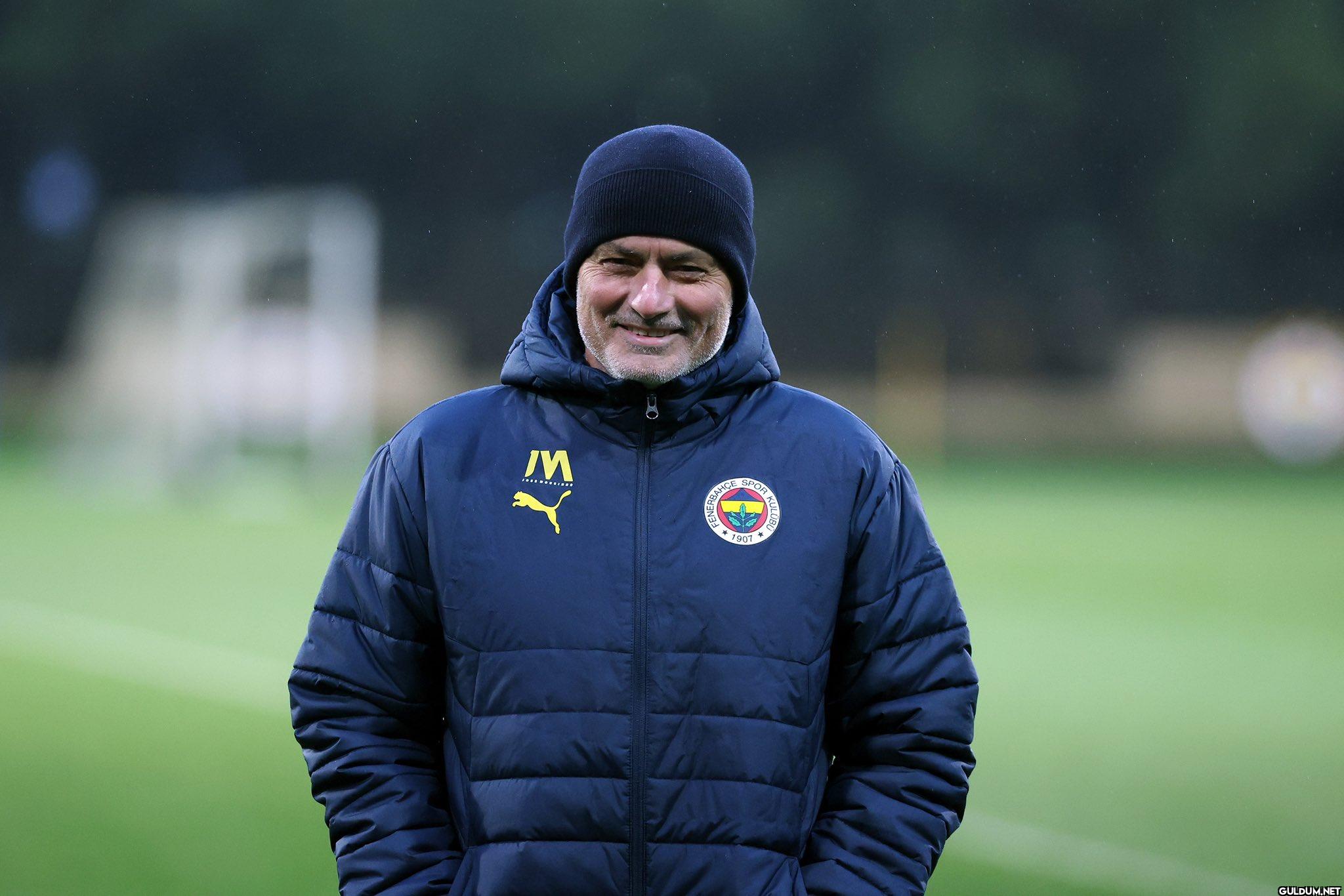 Hoca Allah aşkına kendine...