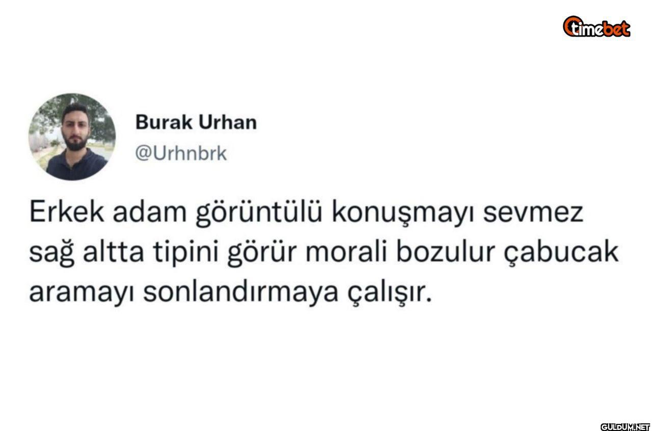 Erkek adam görüntülü...