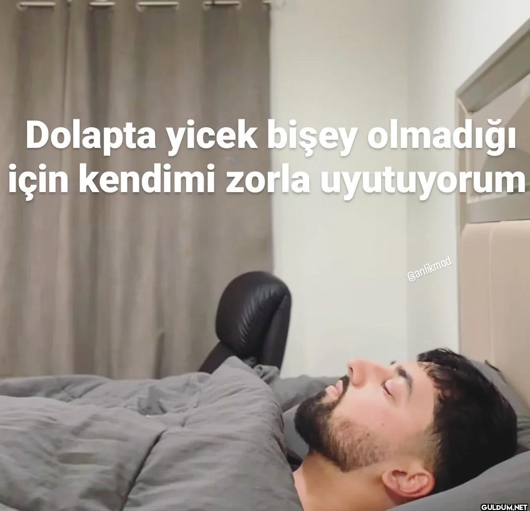 Dolapta yicek bişey...