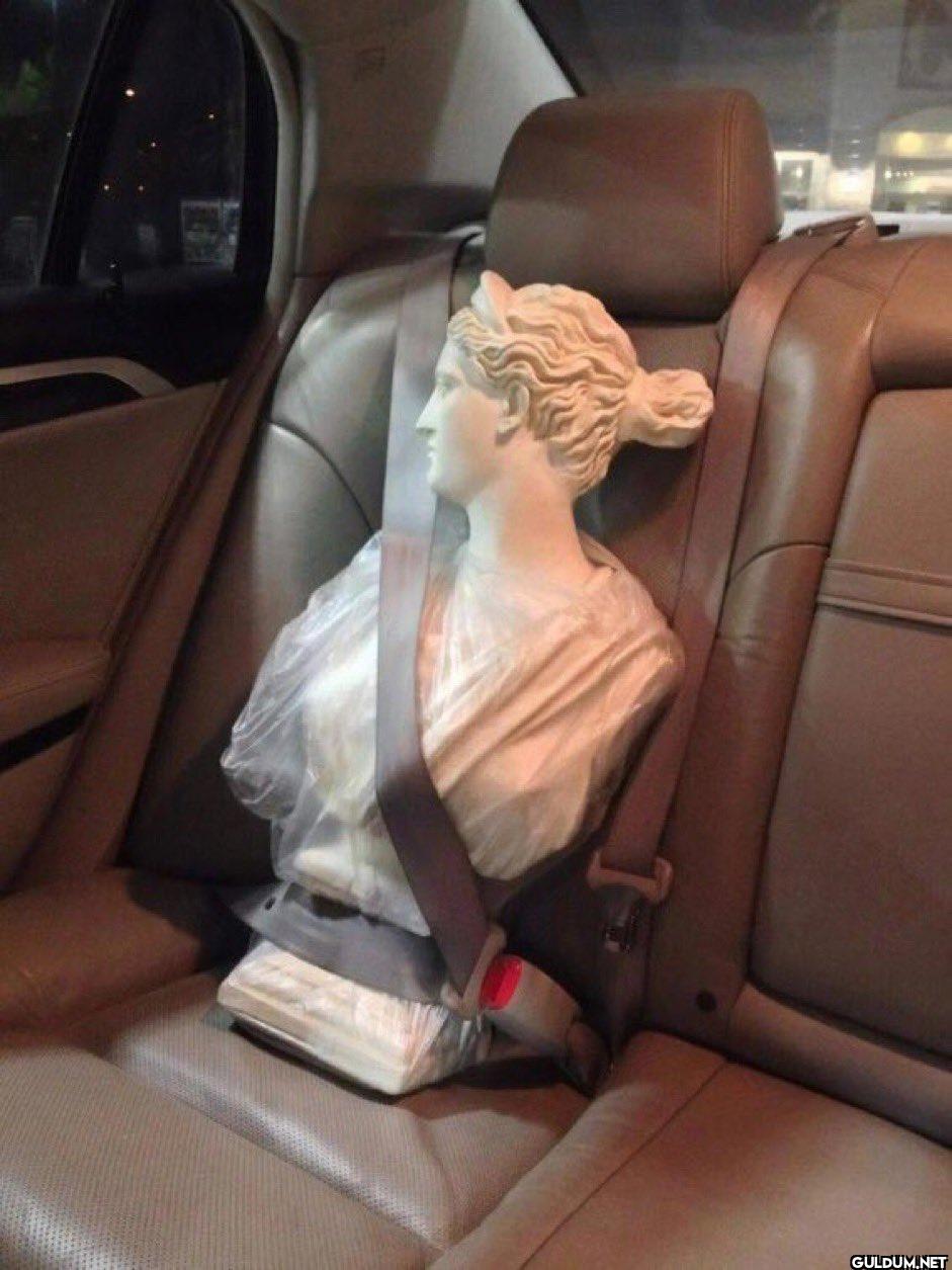 “what's wrong?”  women: “NOTHING”