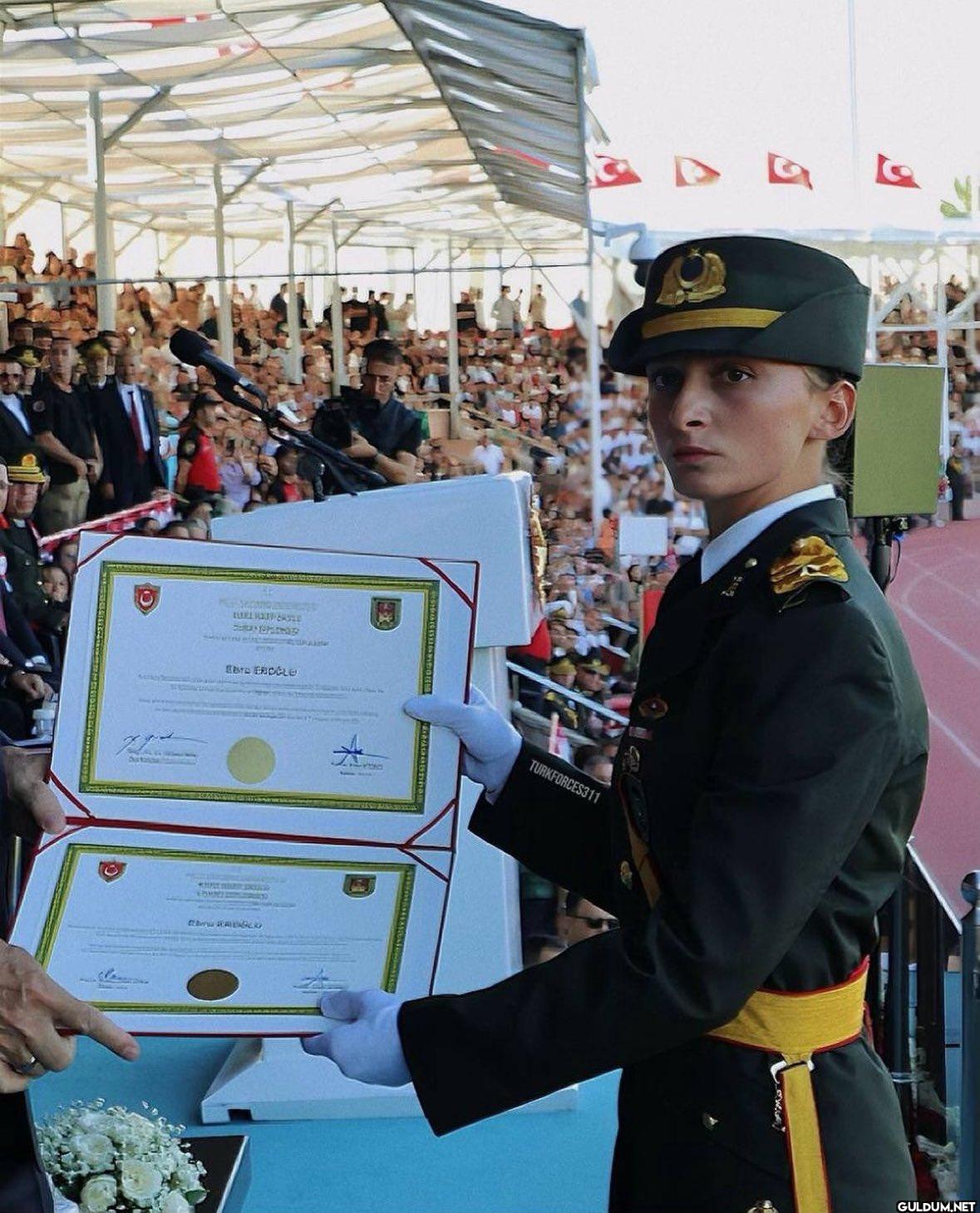 Tarihe not düşelim:  Üç...