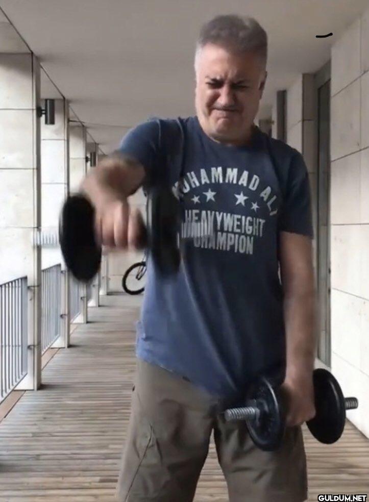UHAMMAD ** AL, HEAVYWEIGHT OHAMPION