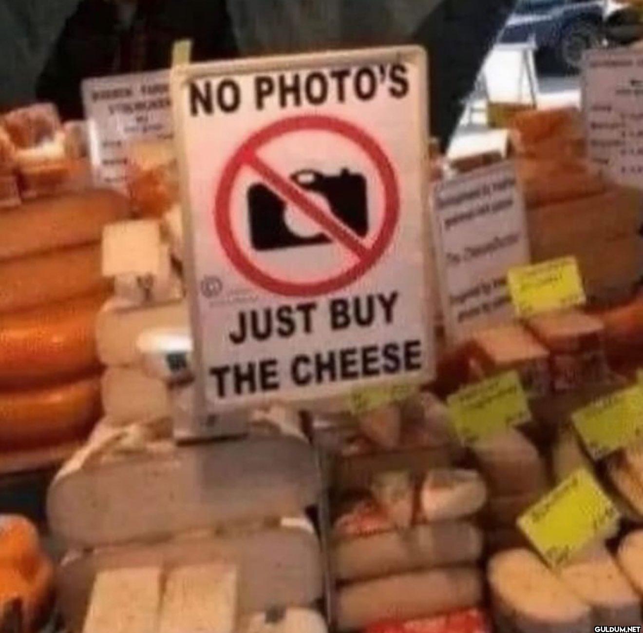 No photos    NO PHOTO'S...