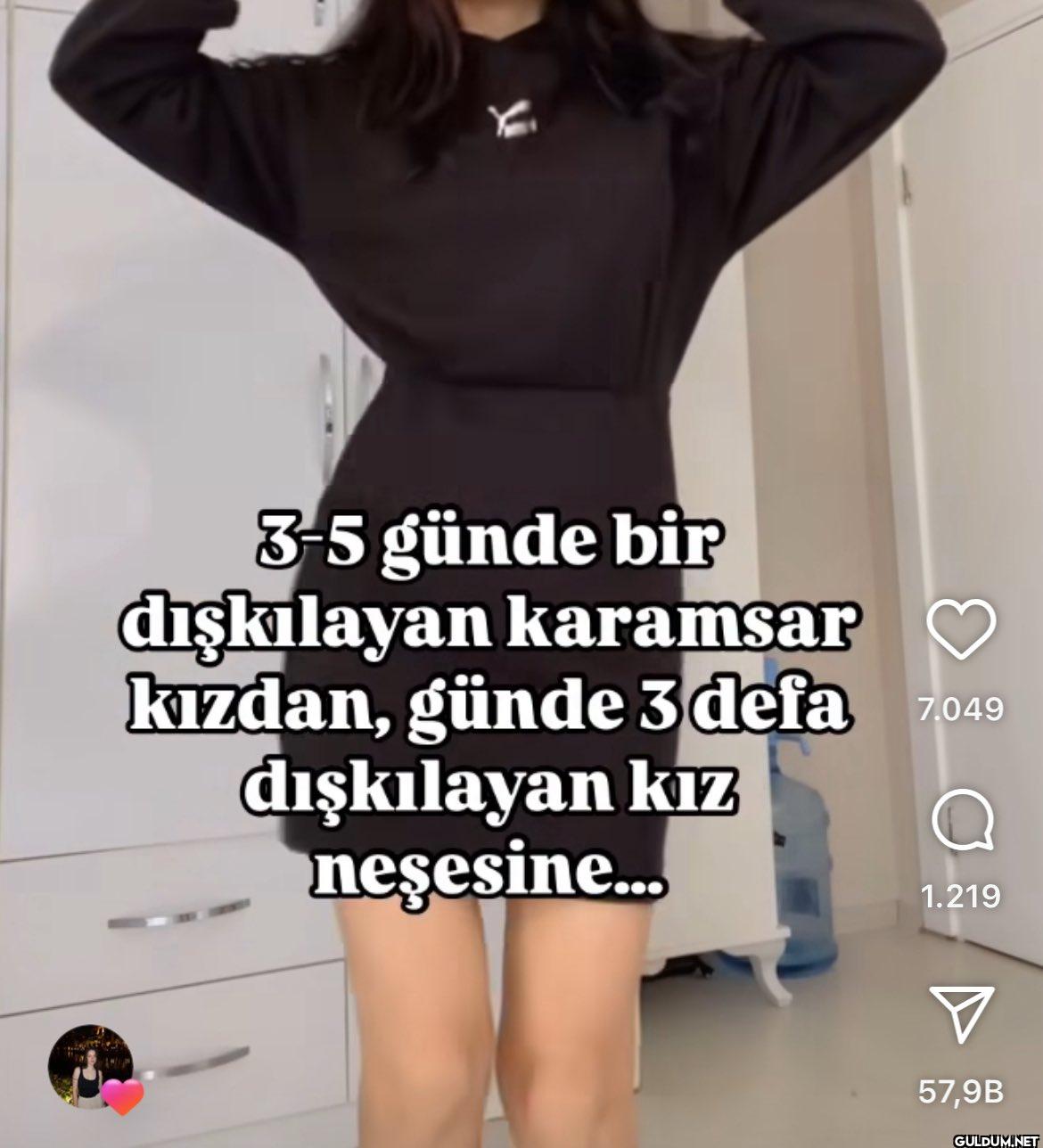 Sıçan kız neşesi çıkmış...