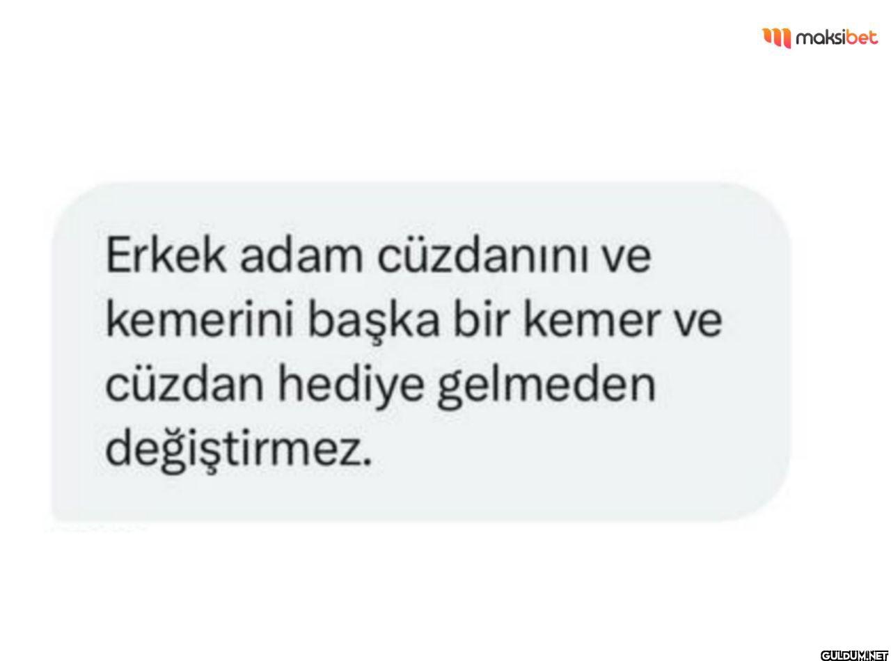 Erkek adam cüzdanını ve...