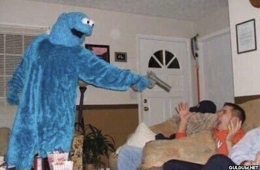 me forcing everyone to...