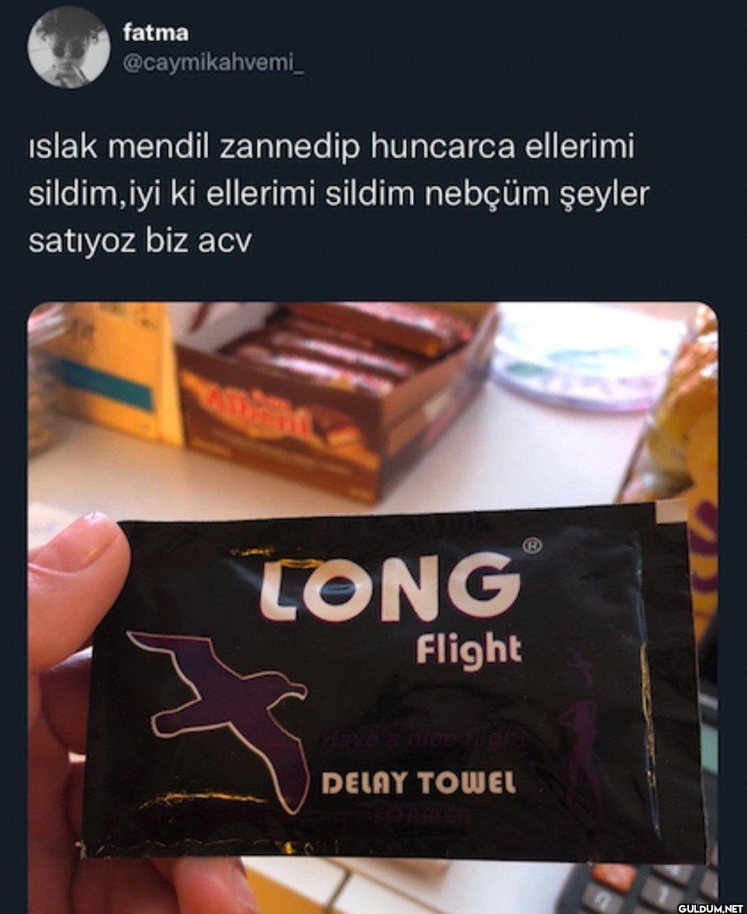 Islak mendil zannedip...