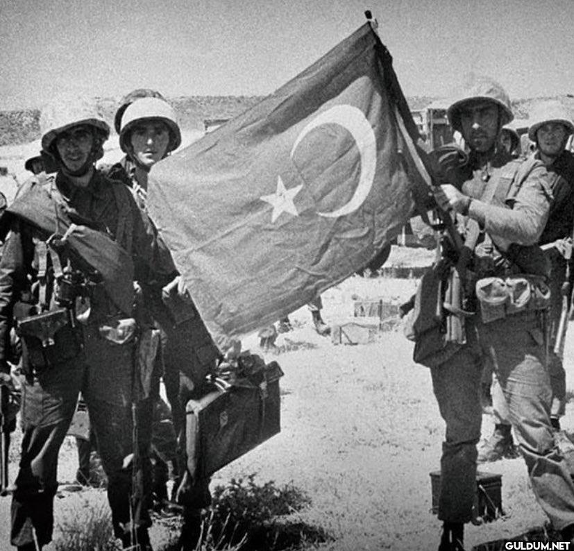 Kıbrıs Harekatı’nda Türk askerleri.