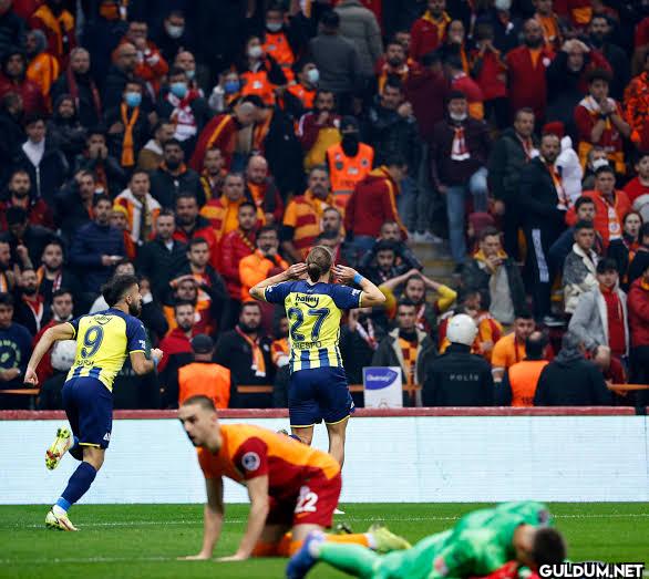 Onlar pek sevmez, haliyle...