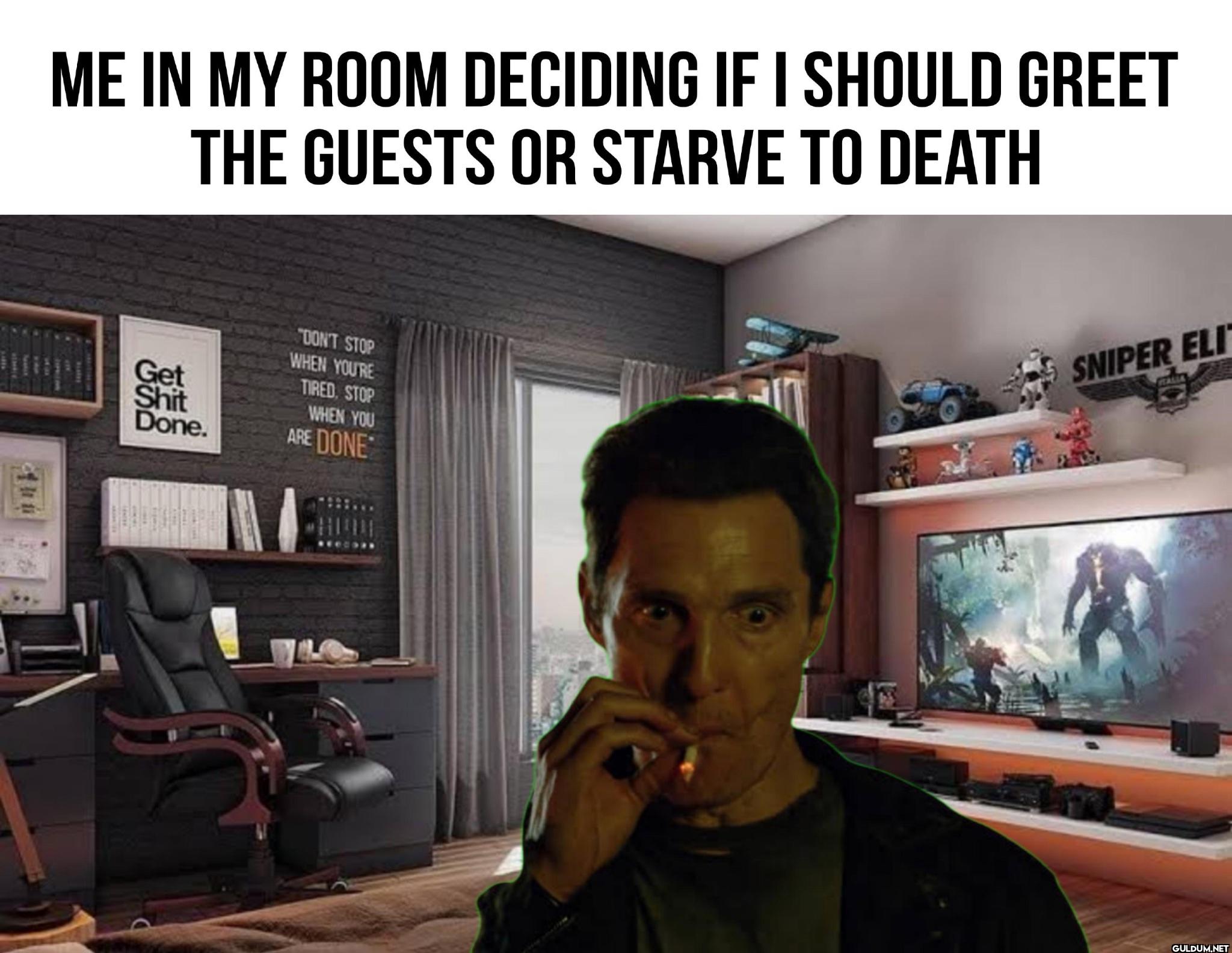 4112 ME IN MY ROOM...