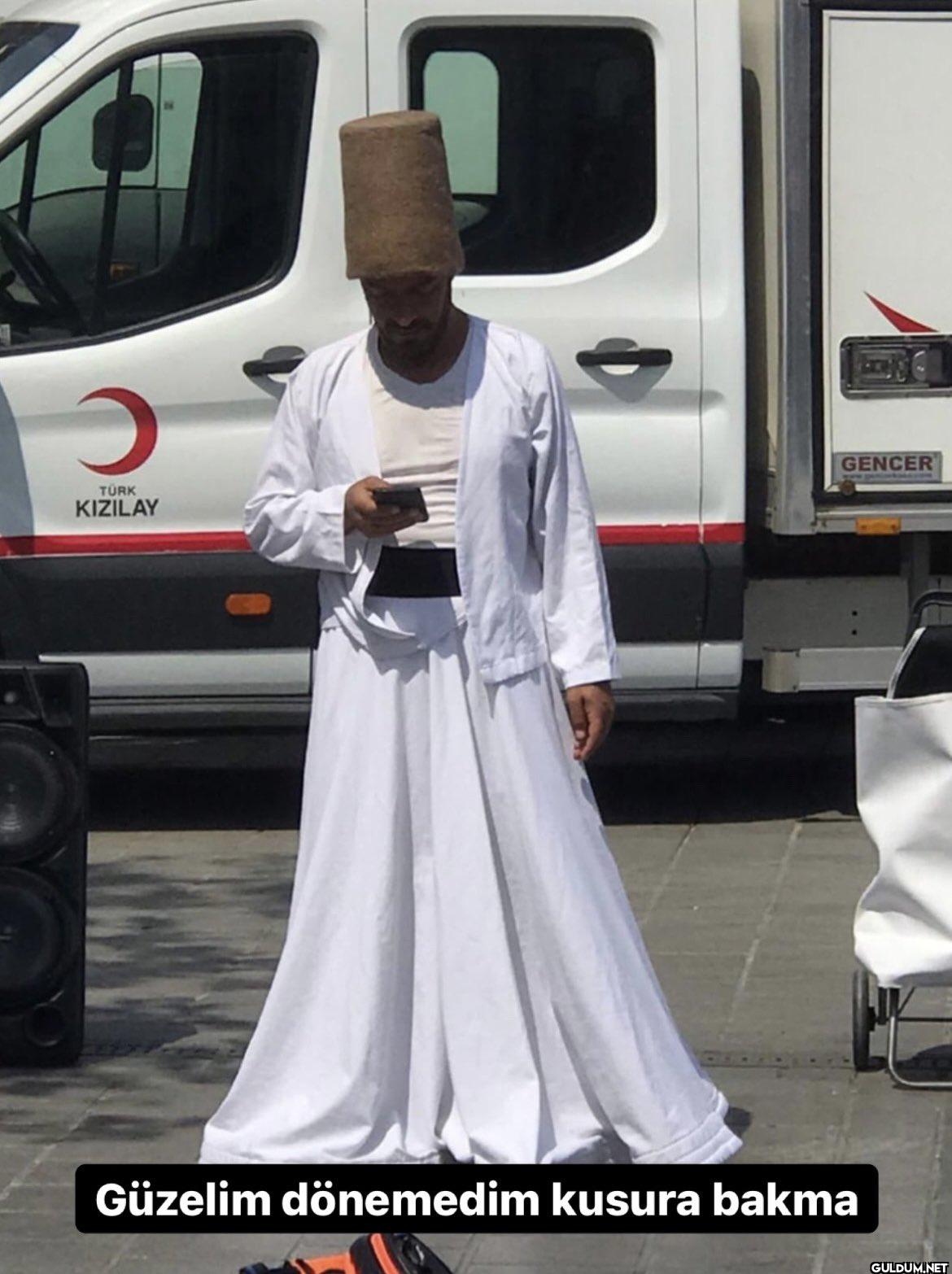 TÜRK KIZILAY GENCER...