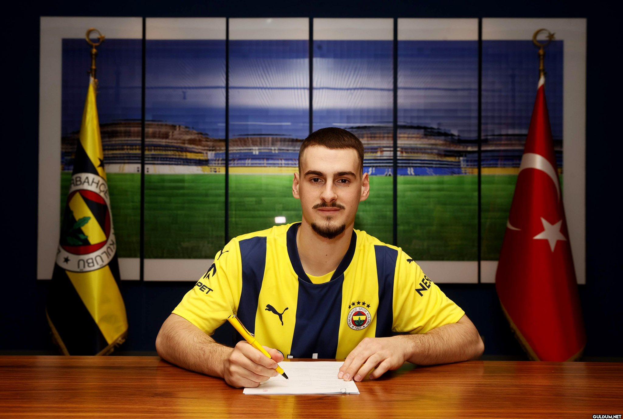 HOŞ GELDİN MİMOVİC! 💛💙...