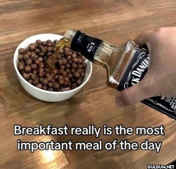 2'ON CK DANIE Breakfast...