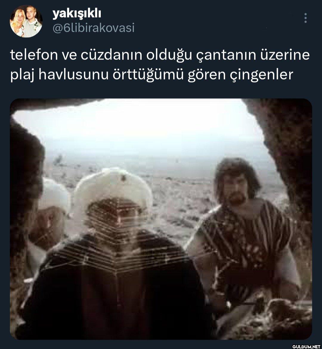 telefon ve cüzdanın olduğu...
