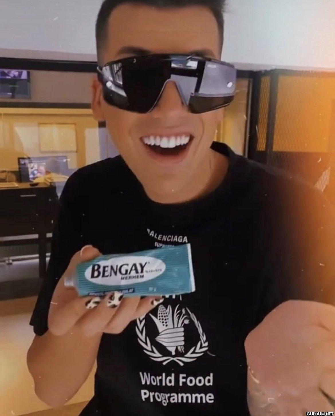 ALENCIAGA SUP BENGAY.........