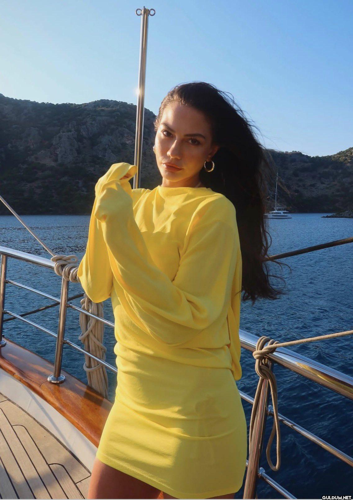 Demet Özdemir, tekne...