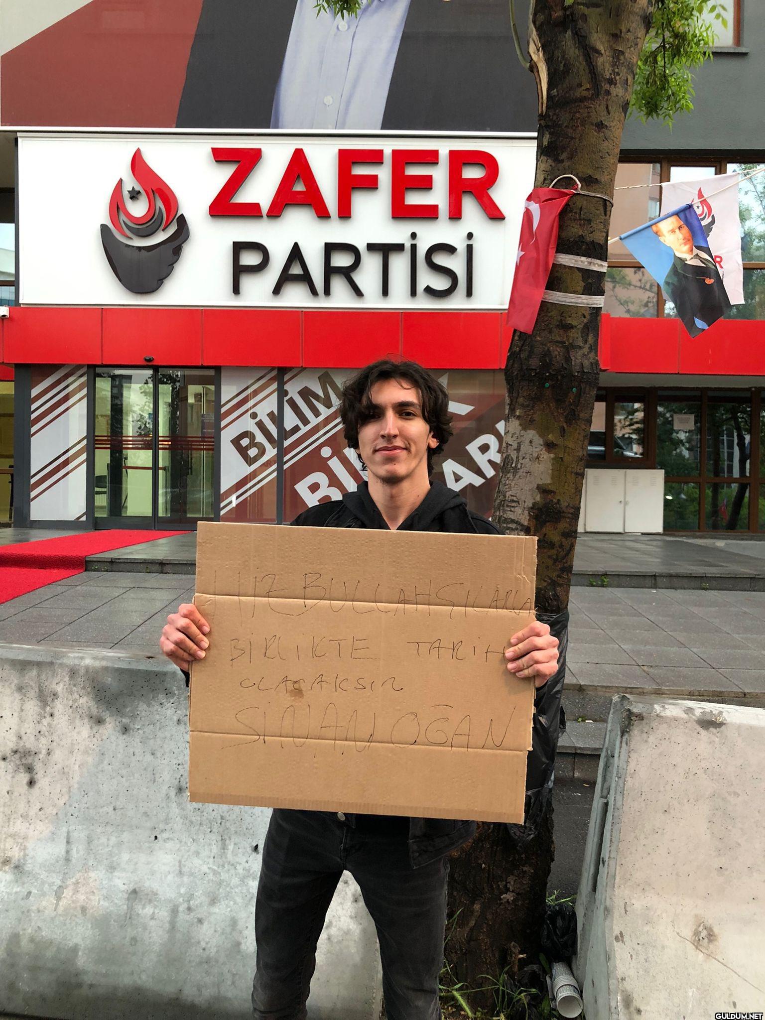 Zafer Partili gençler...