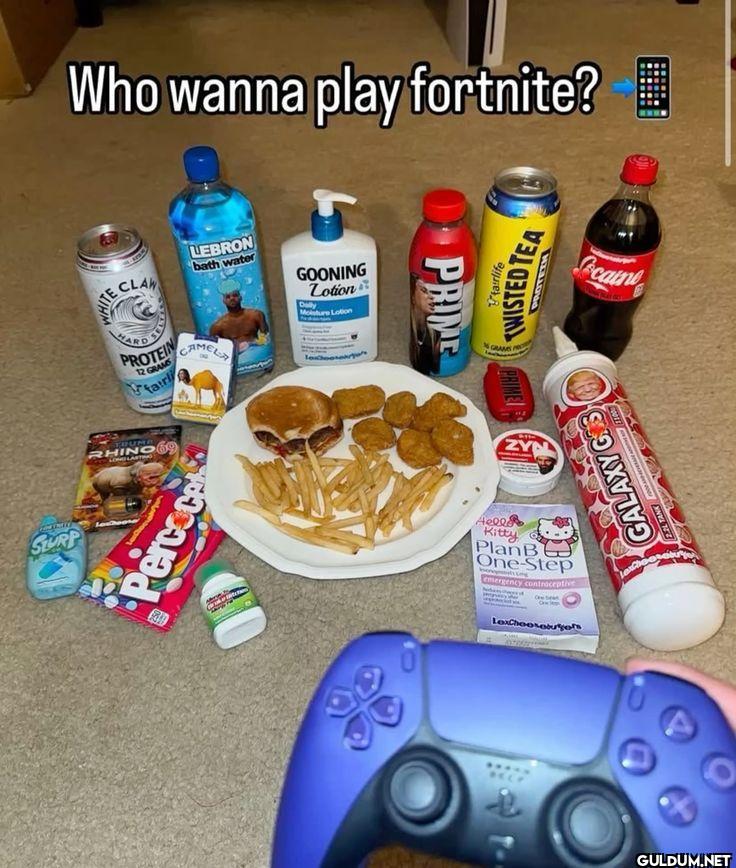 Who wanna play fortnite?
