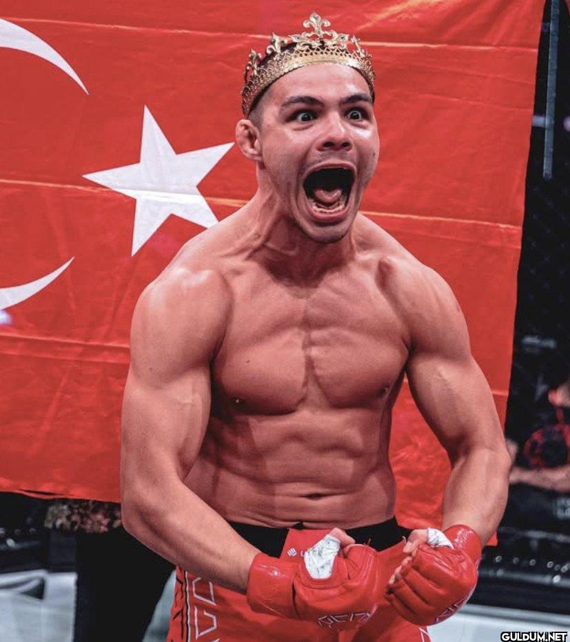 Oturup şu kriminal tipleri...