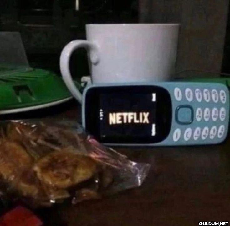 NETFLIX I 000000 0000 000000