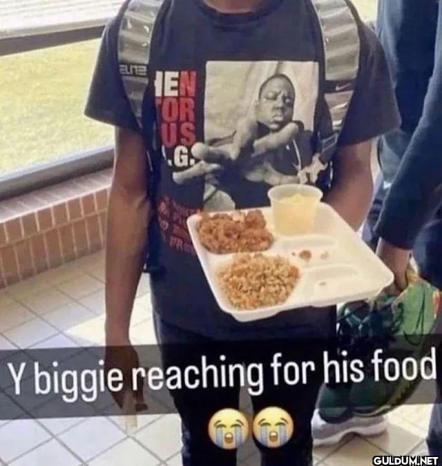 Y biggie reaching for his food