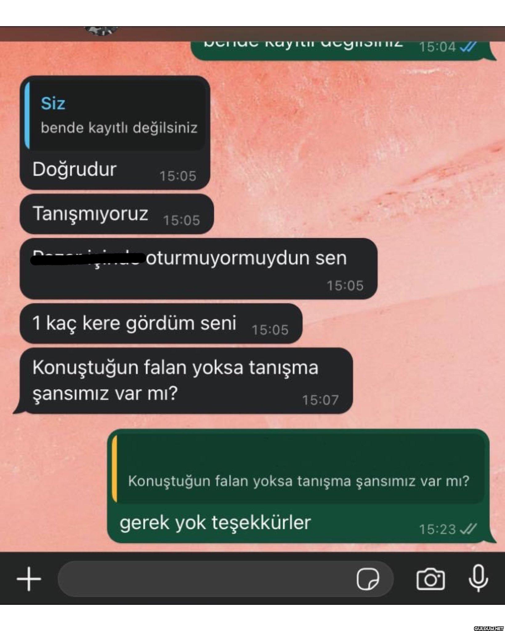 Kuryeye bak herif yazmak...