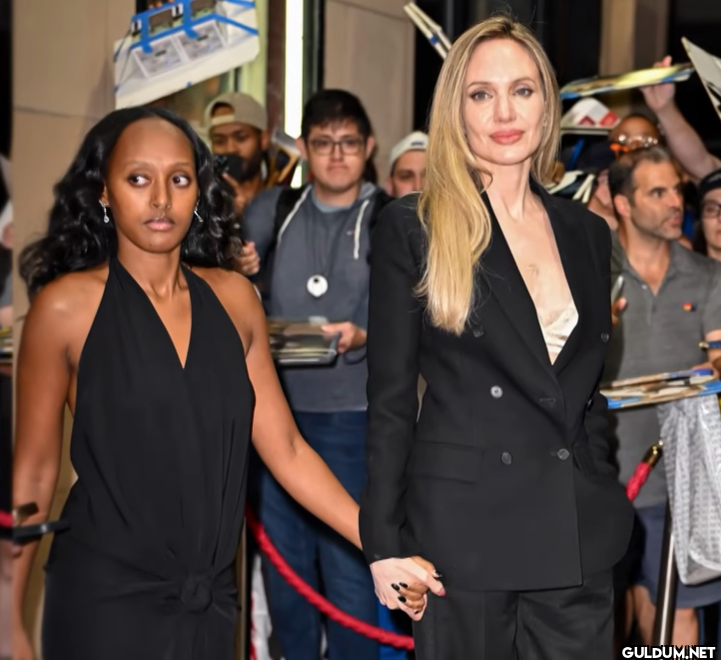 Angelina Jolie ve kızı...