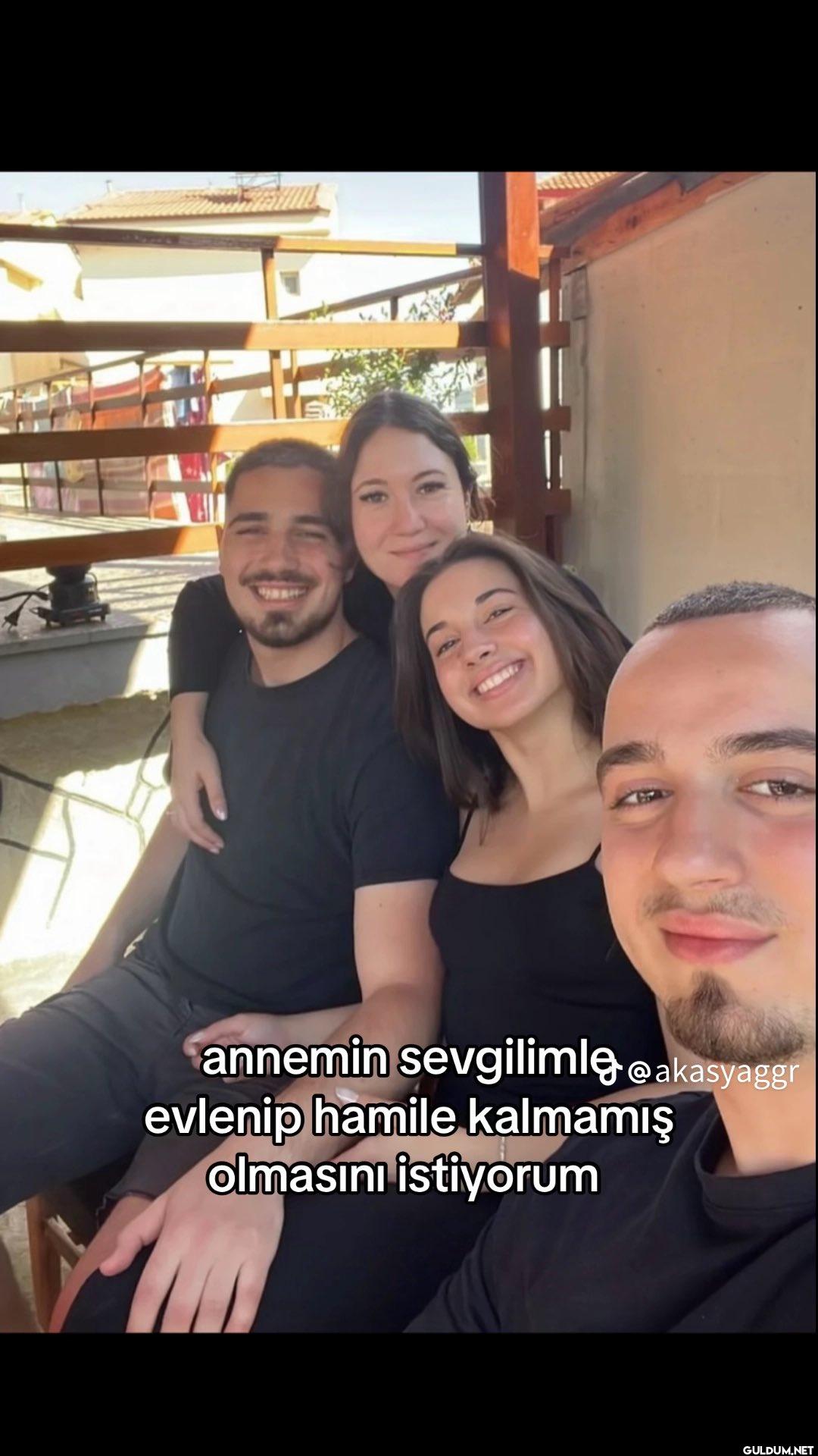 Bu nasıl hikaye ya aklım...