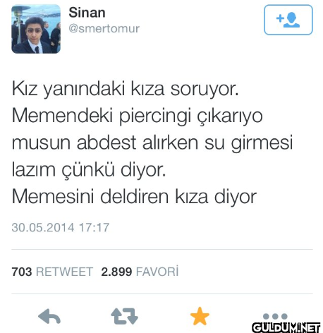 Kız yanındaki kıza...