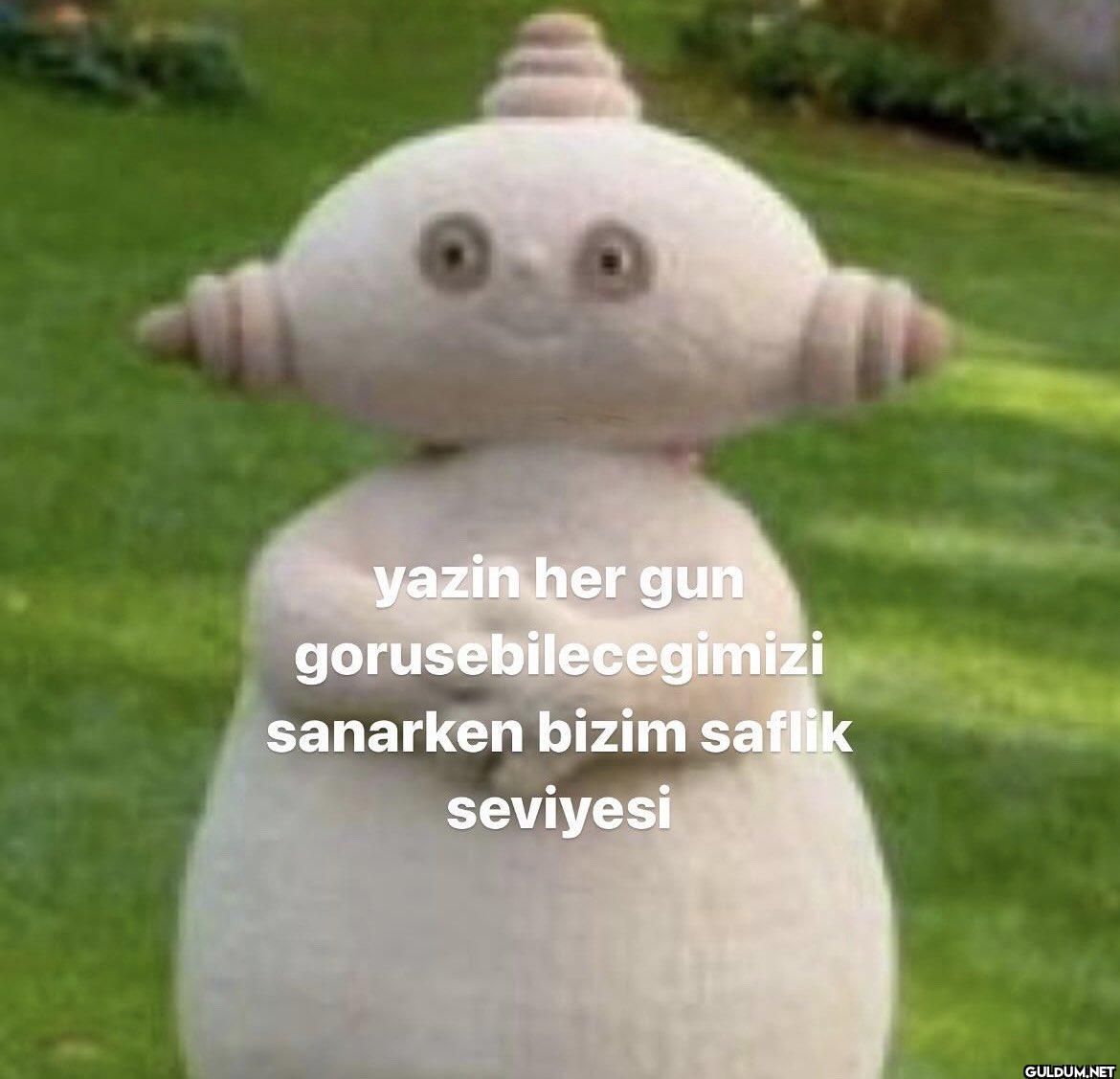 yazin her gun...