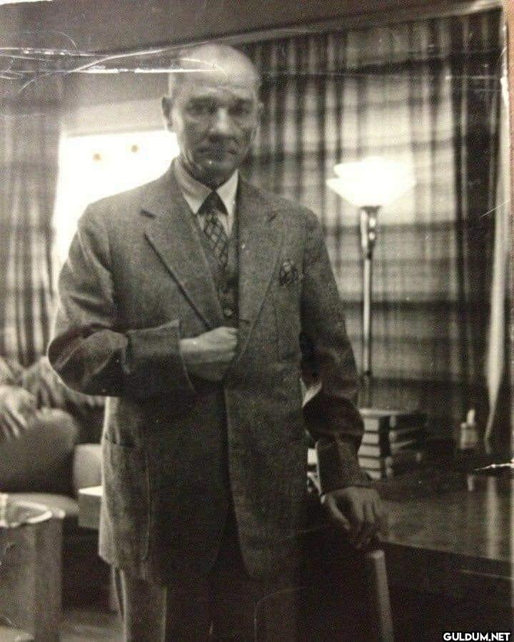 Geceye hüzünlü bir anı; ...