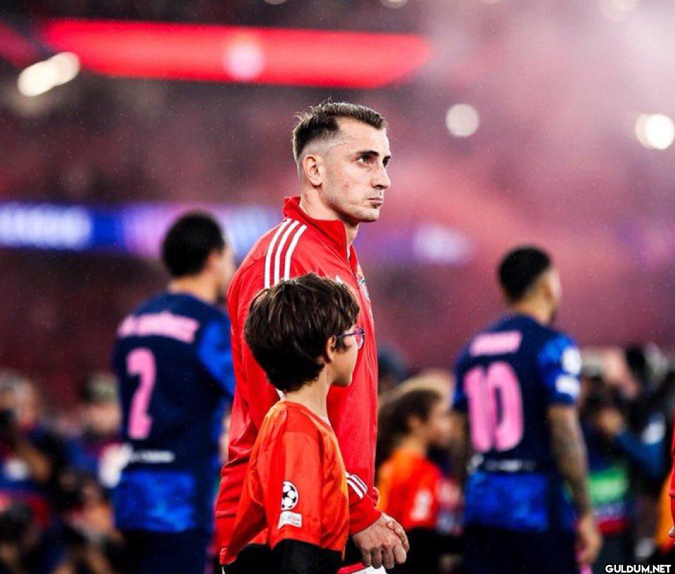 KEREM AKTÜRKOĞLU 4...