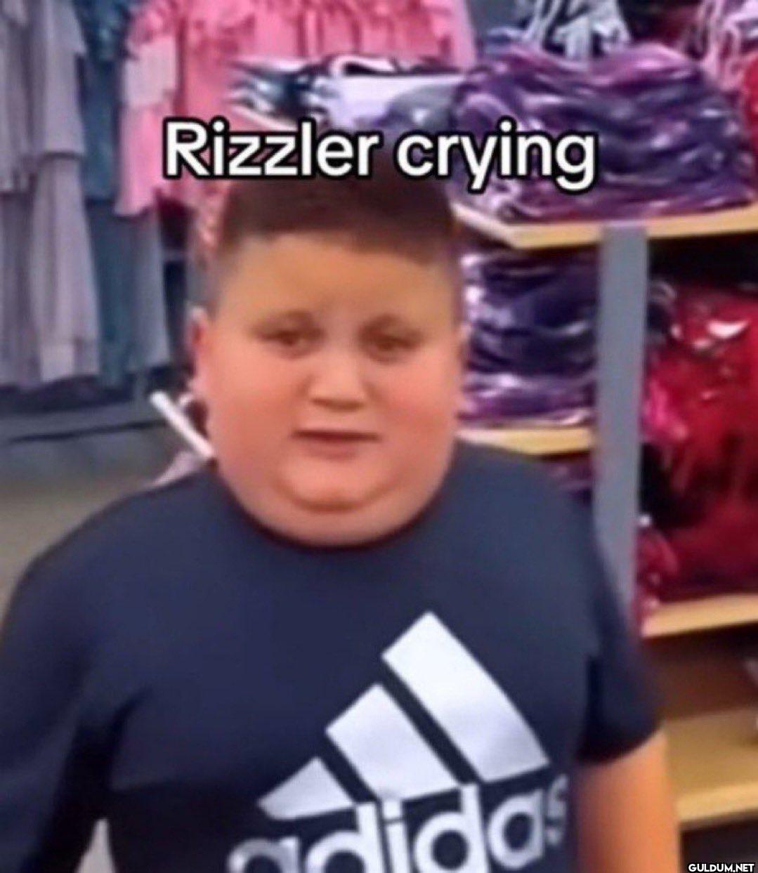 Rizzler crying adidas - Guldum.net - Caps arama motoru