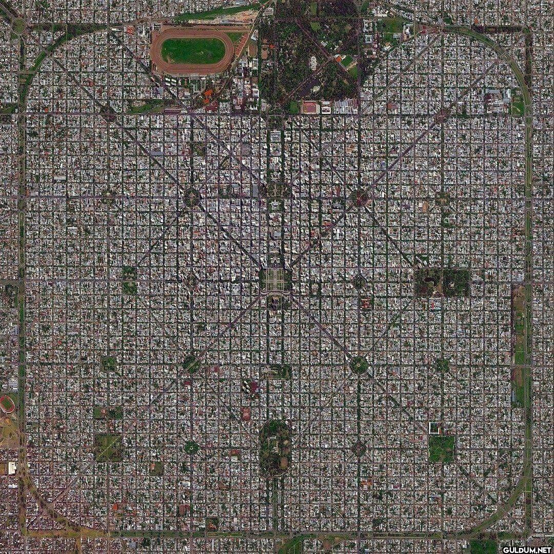 14. Satellite map of La...