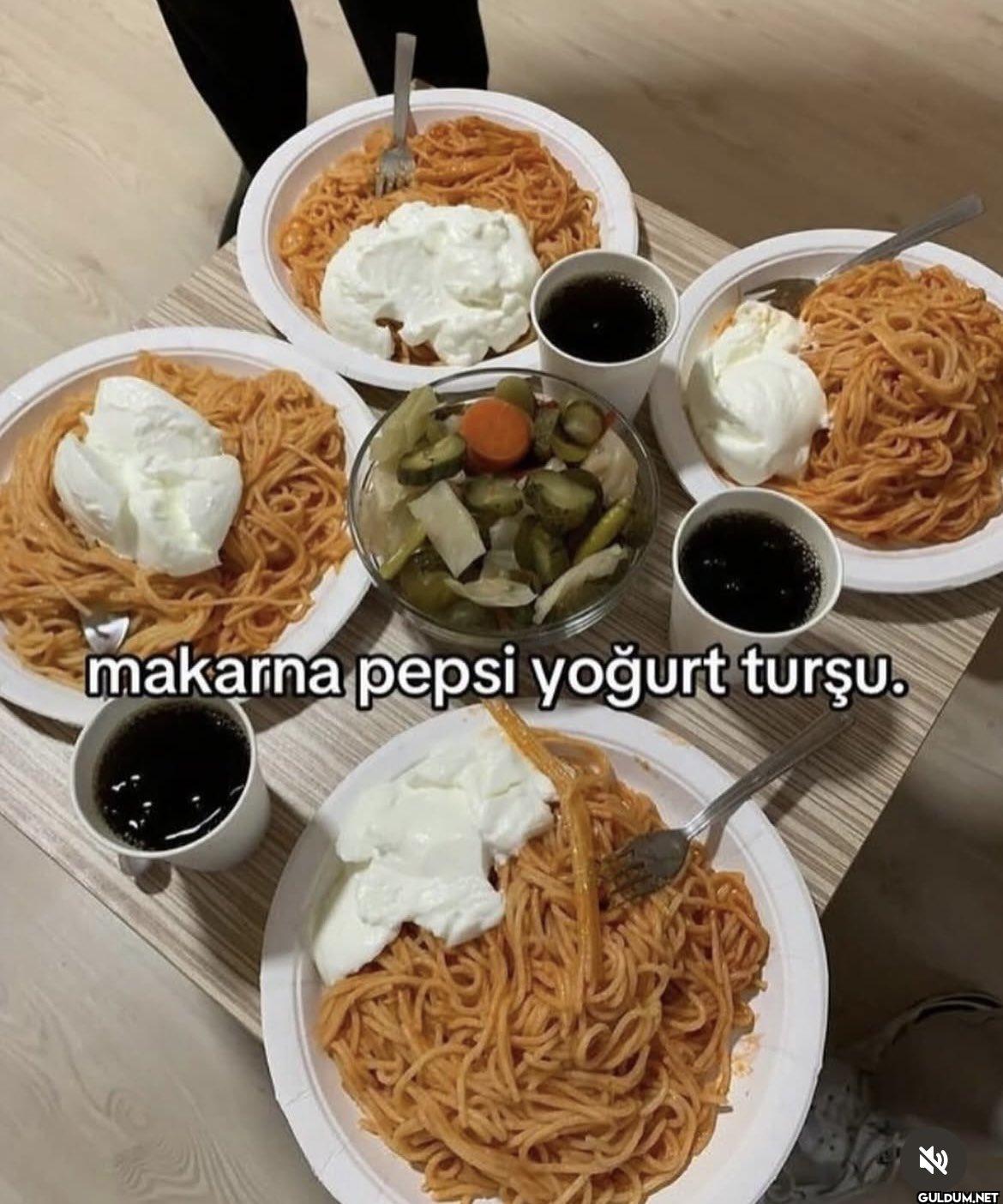 makarna pepsi yoğurt turşu. F1